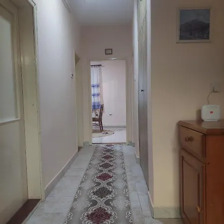 Apartament Kuca Na Dan *
